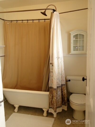 1921 44 Avenue SW, Seattle, WA 98116-1908 - Photo 11