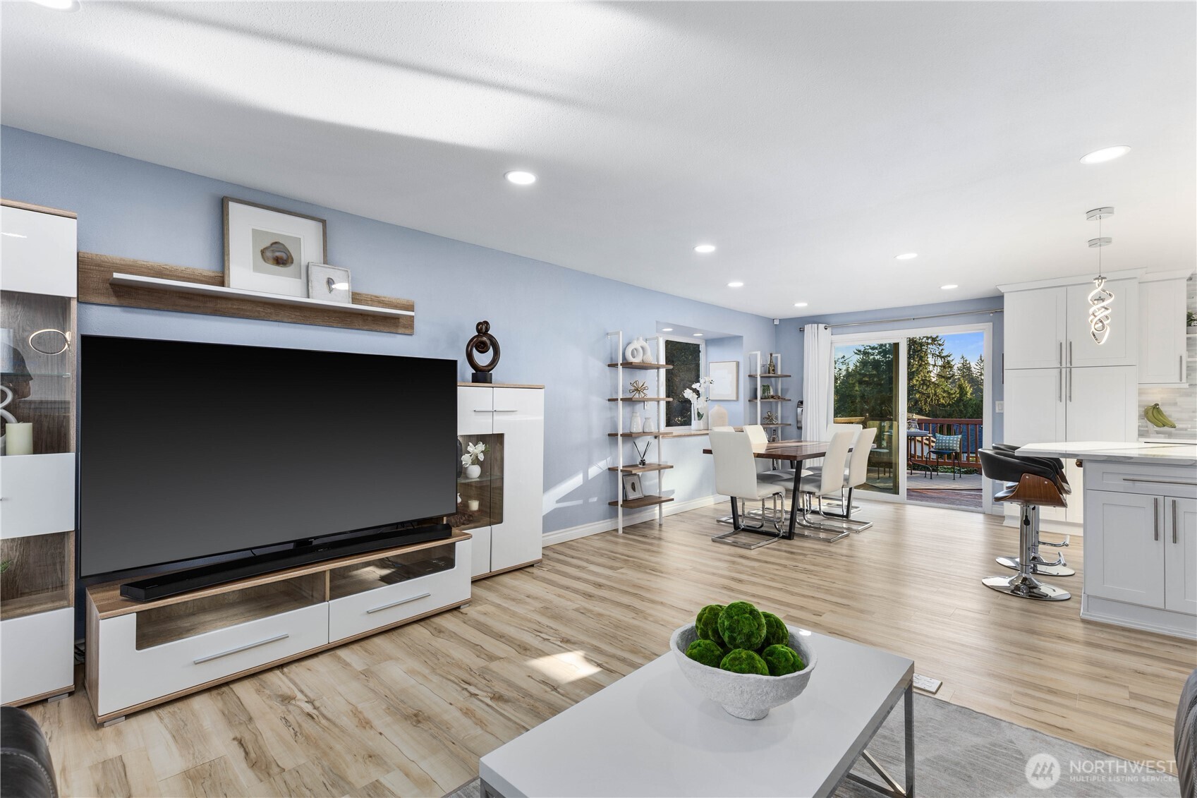 2610 211th Avenue E, Lake Tapps, WA 98391