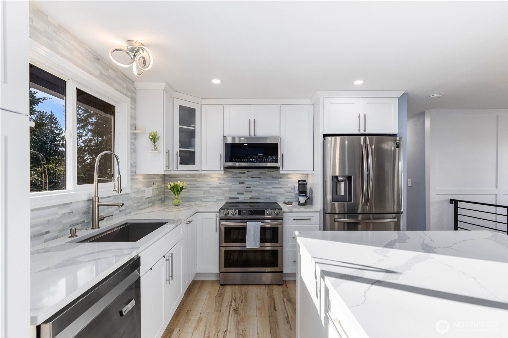 2610 211th Avenue E, Lake Tapps, WA 98391