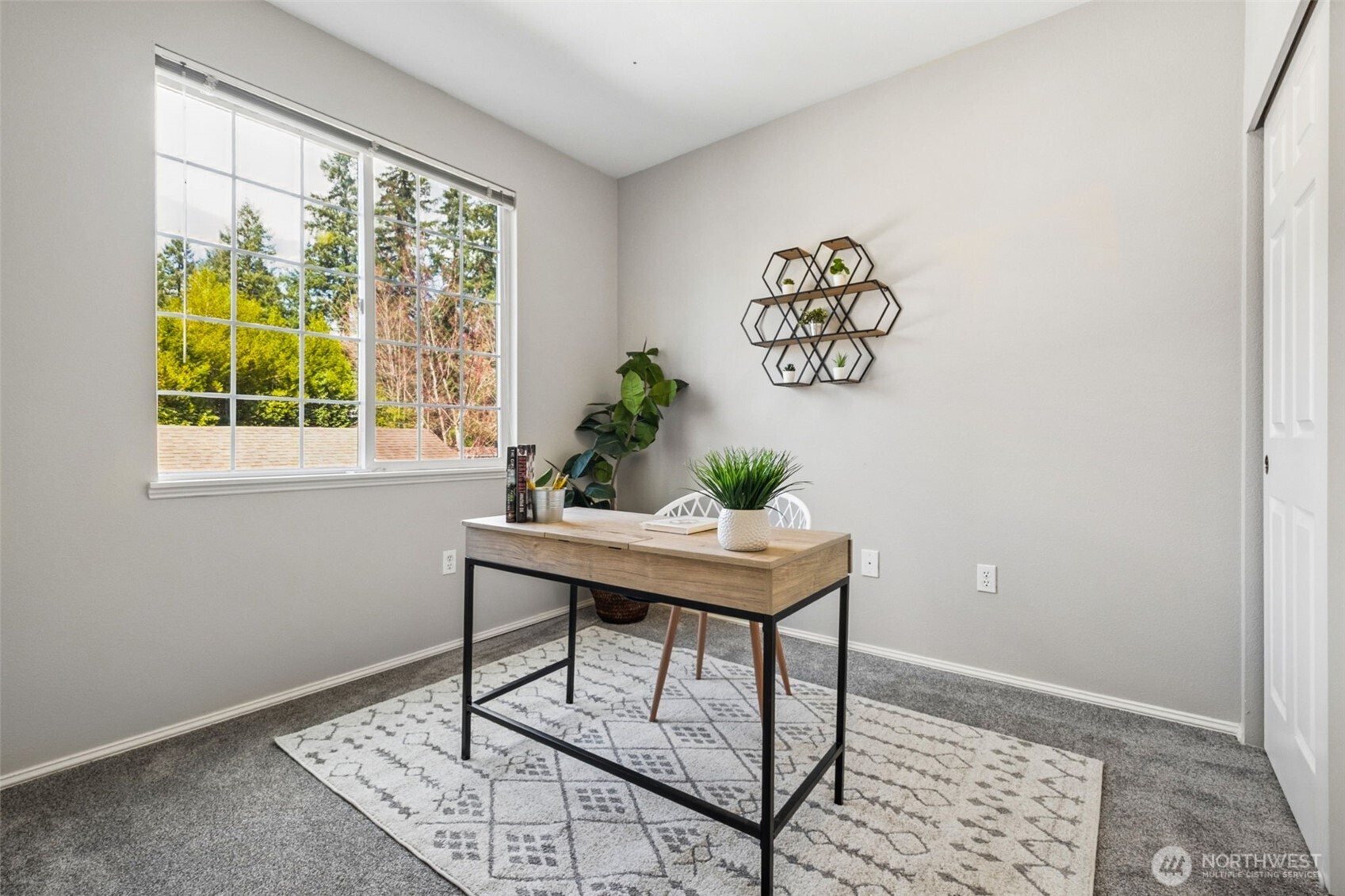 25235 SE Klahanie Boulevard #P201, Sammamish, WA 98029-5609