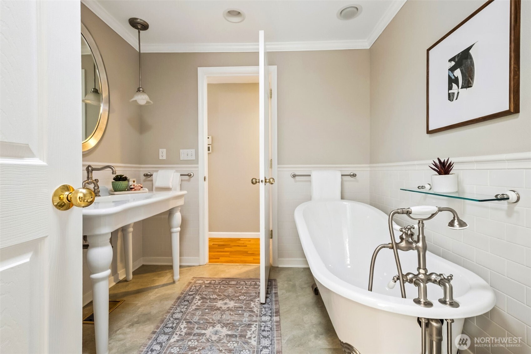 25845 SE 152 Street , Issaquah, WA 98027-8264