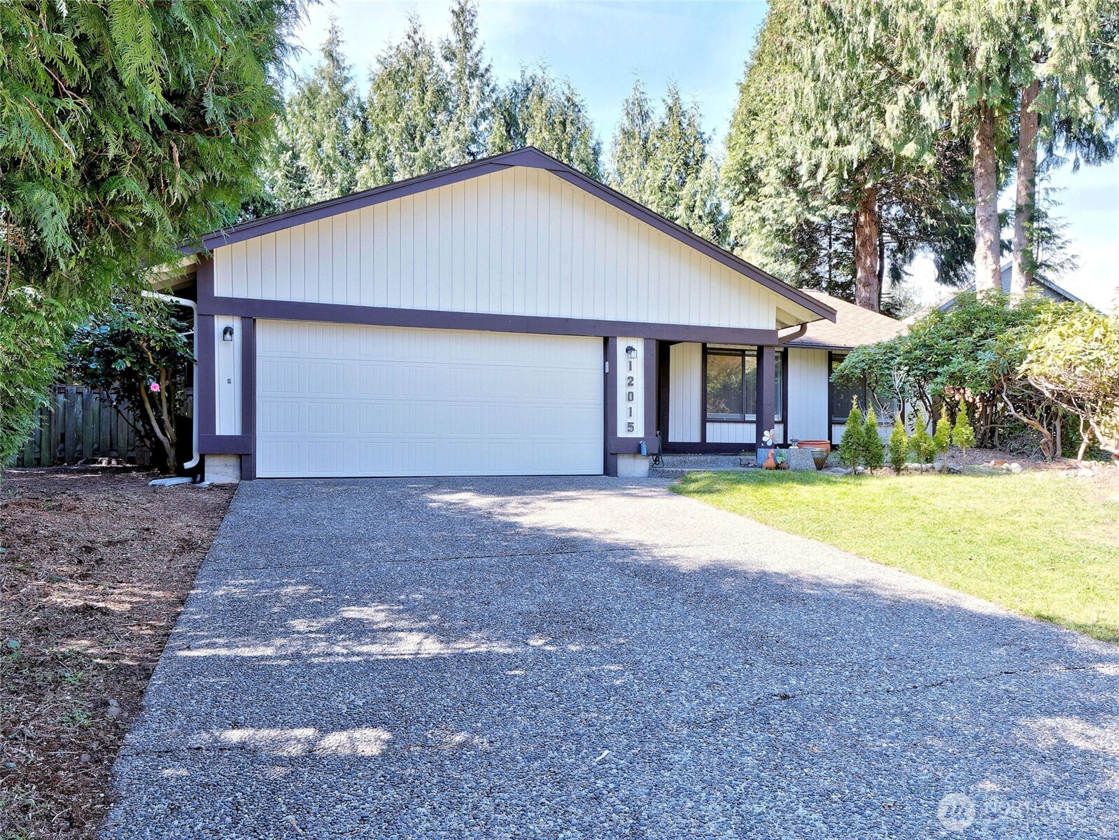 12015 NE 161st St , Bothell, WA 98011