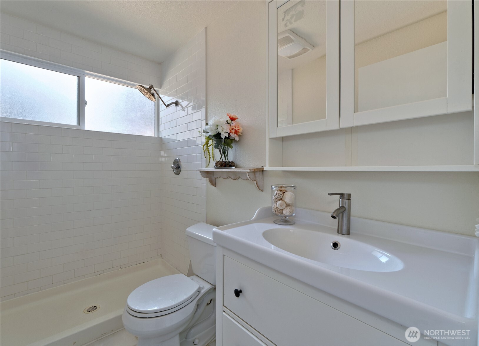 12015 NE 161st St , Bothell, WA 98011