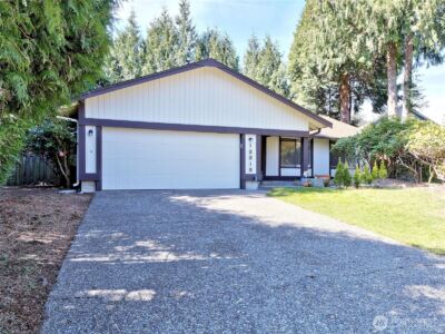 12015 NE 161st St , Bothell, WA 98011 - Photo 2