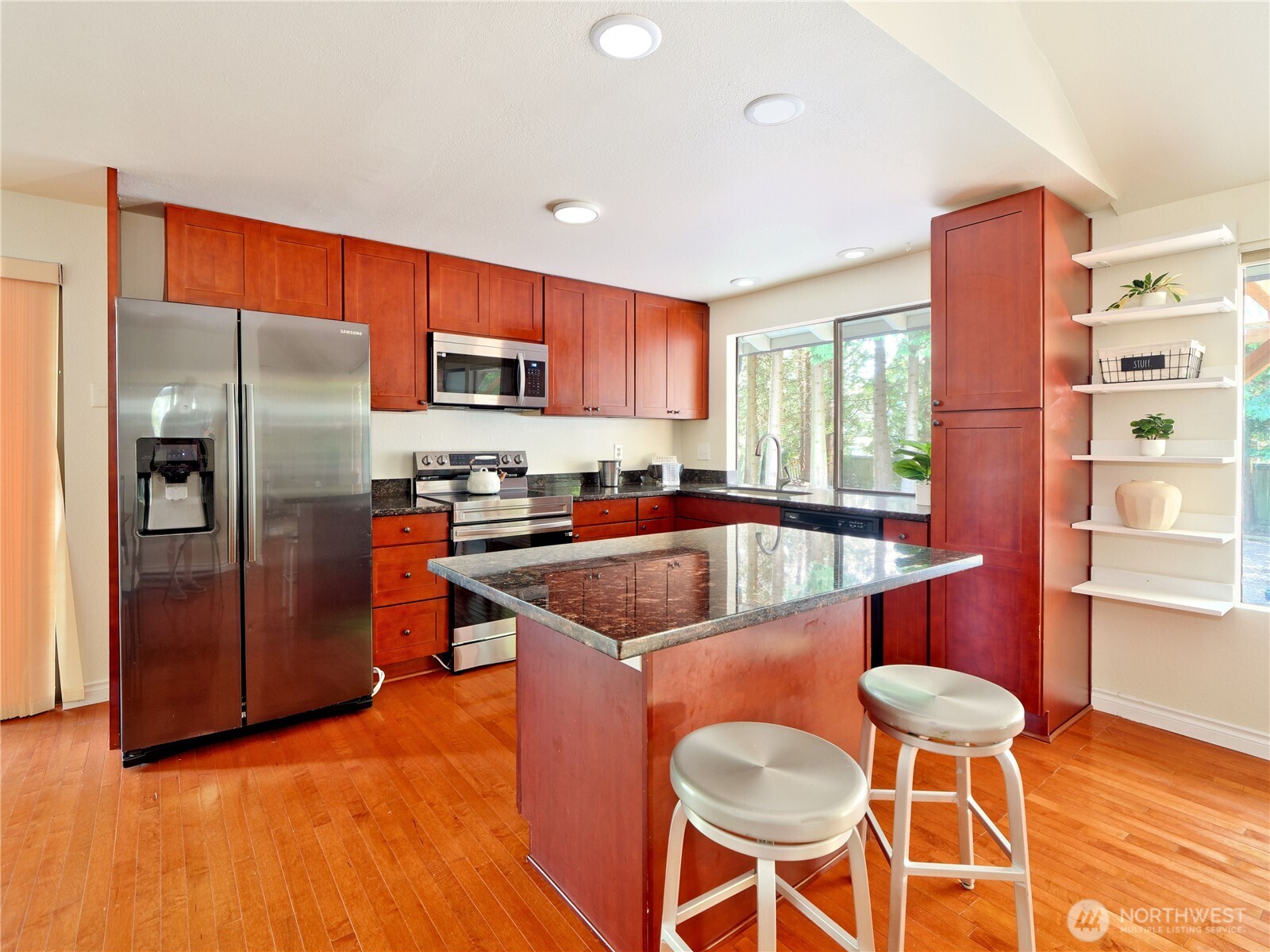 12015 NE 161st St , Bothell, WA 98011