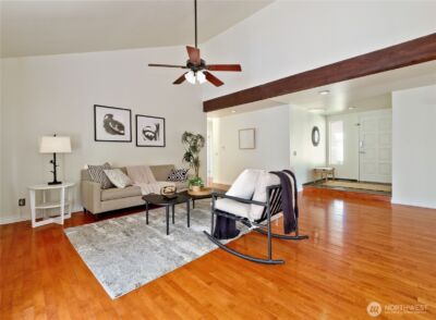 12015 NE 161st St , Bothell, WA 98011 - Photo 10