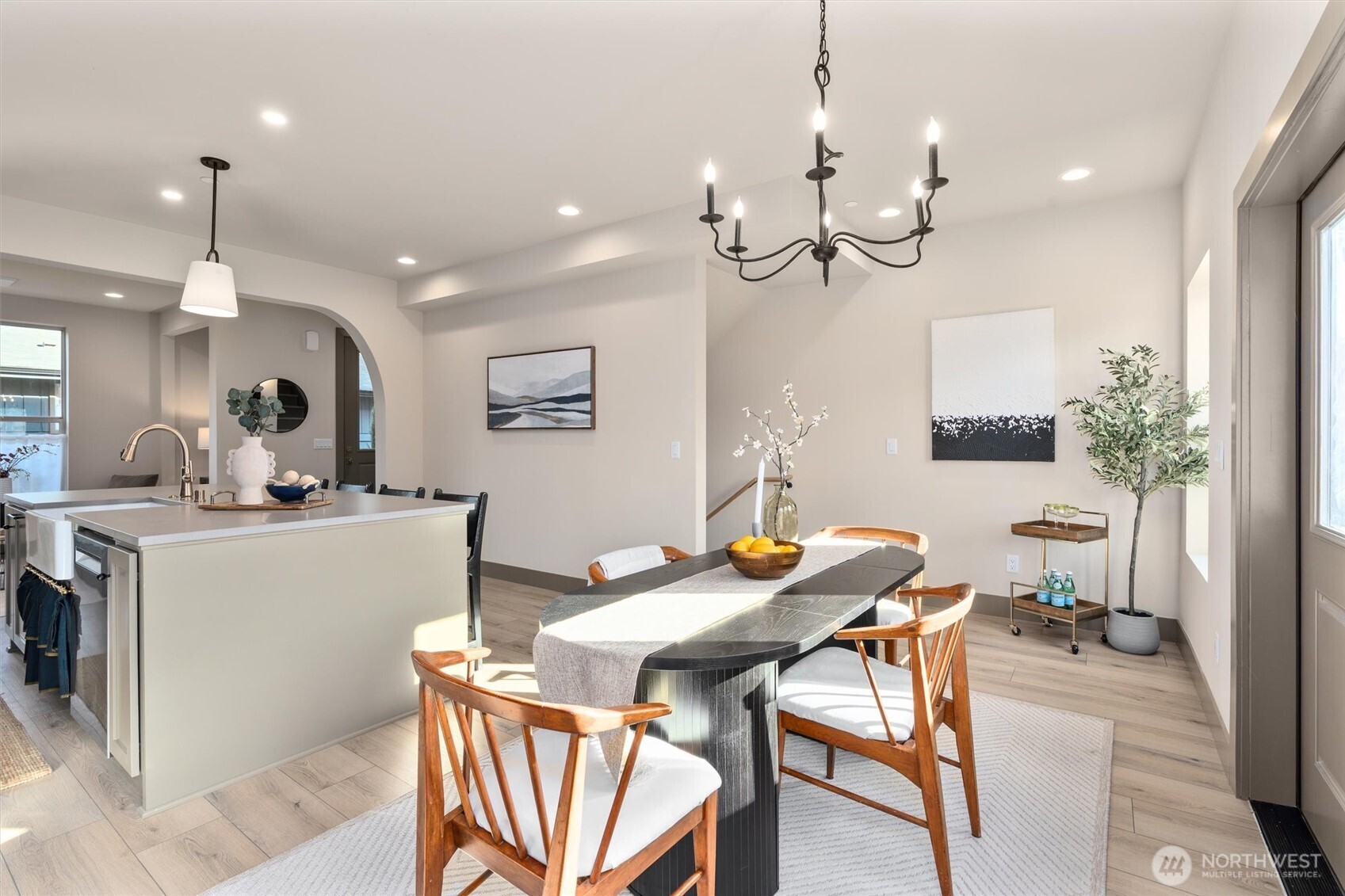 5033 25th Avenue SW #A, Seattle, WA 98106