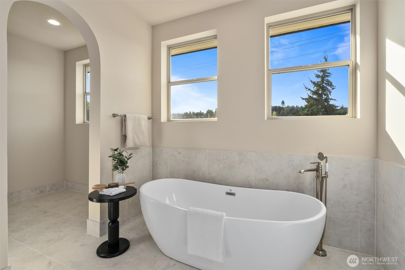 5033 25th Avenue SW #A, Seattle, WA 98106