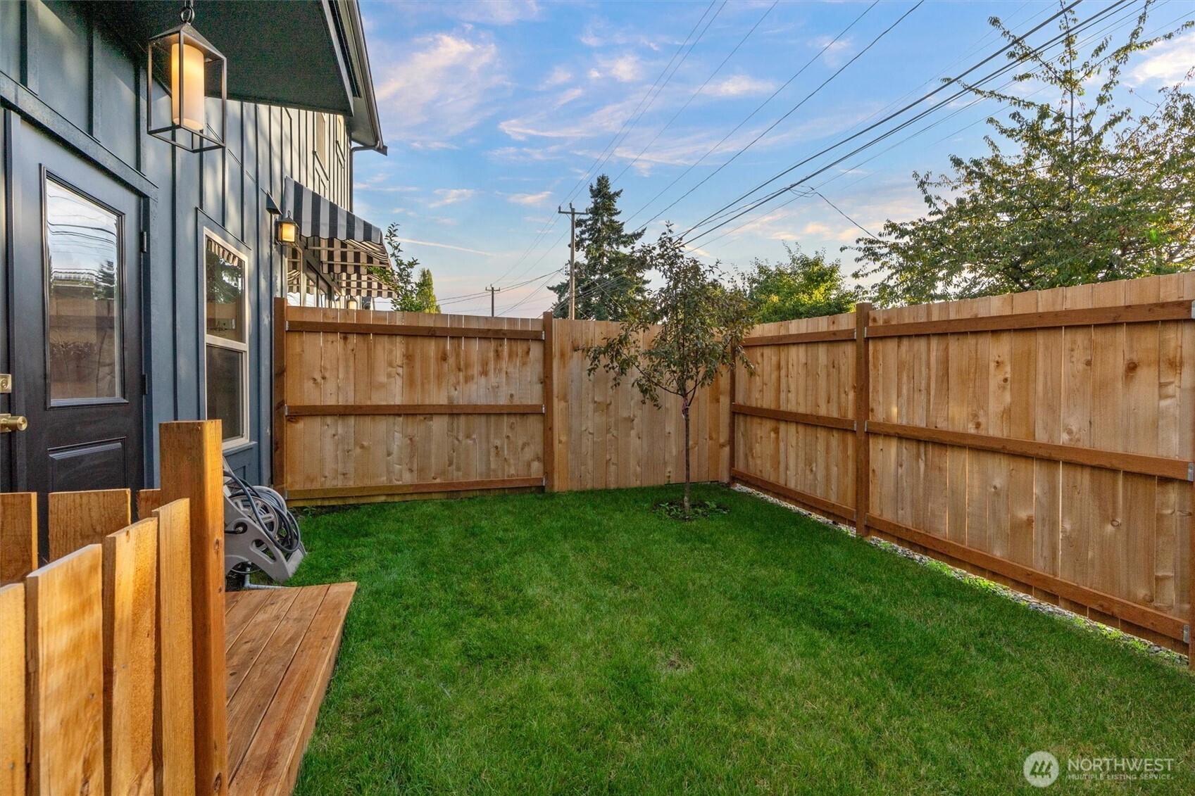 5033 25th Avenue SW #A, Seattle, WA 98106