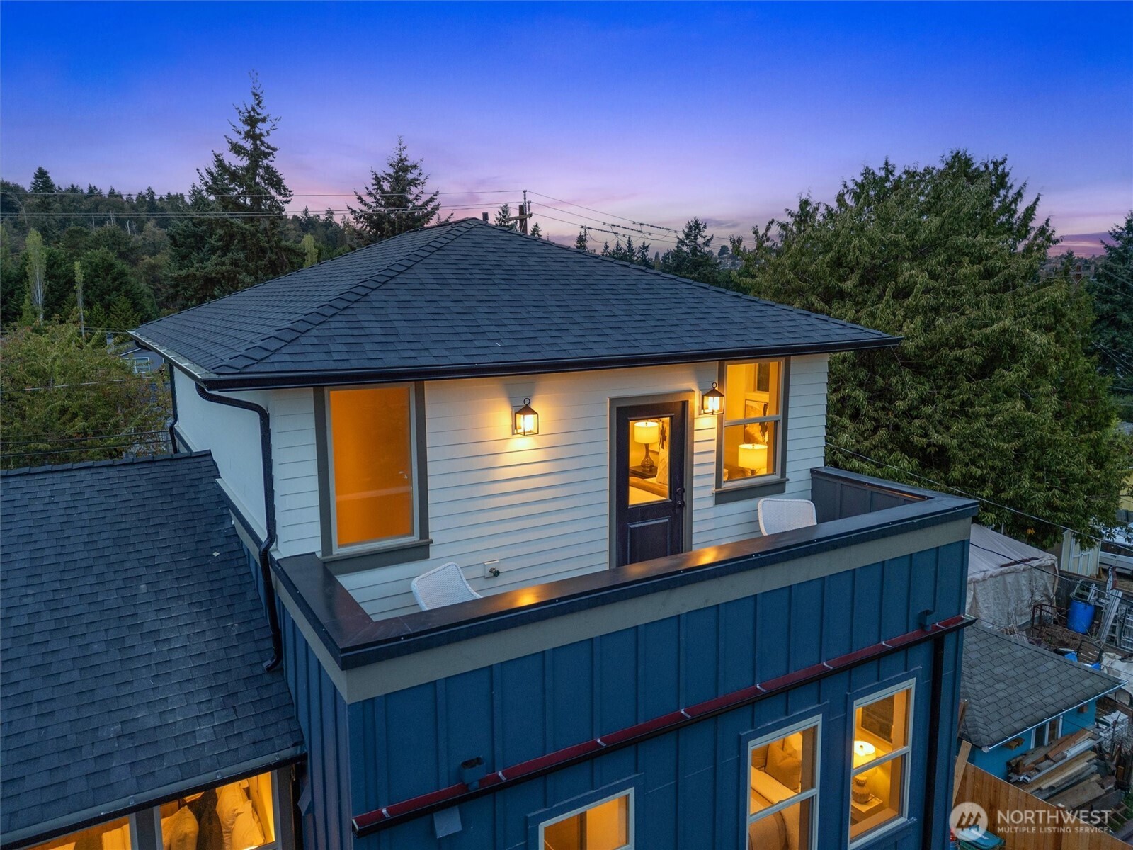 5033 25th Avenue SW #A, Seattle, WA 98106