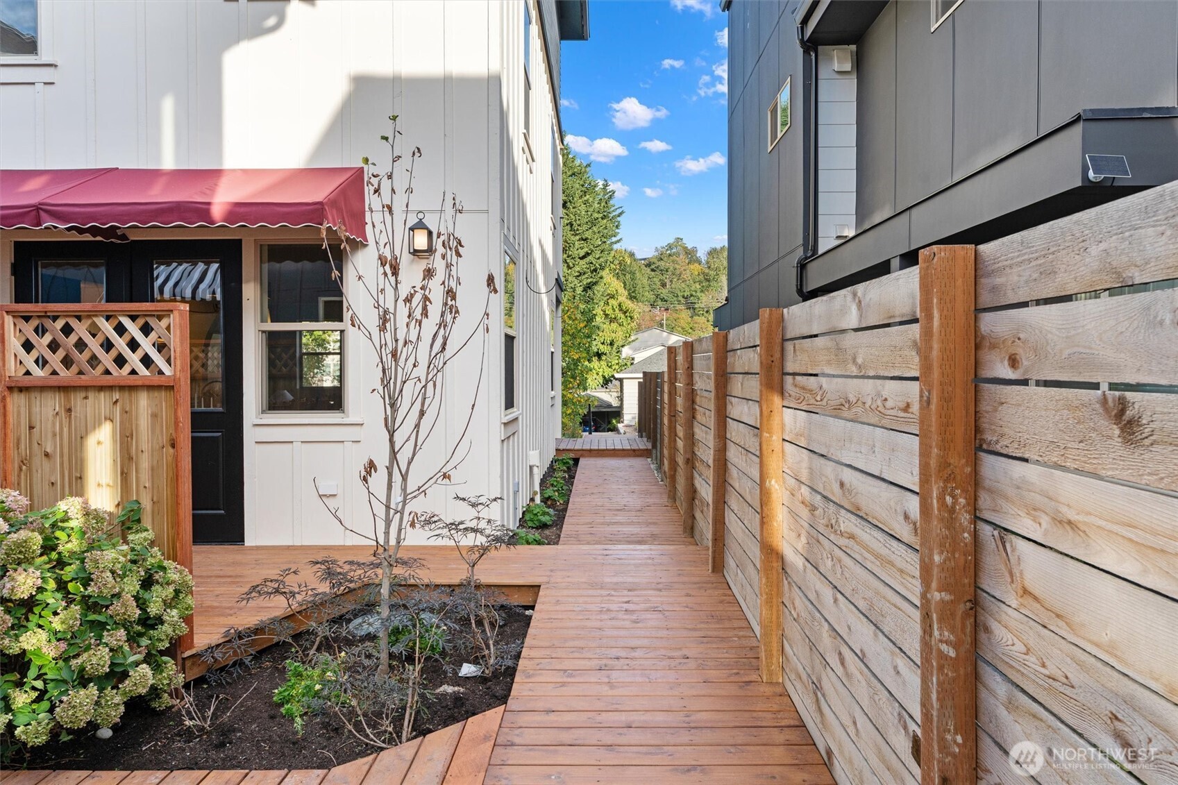 5033 25th Avenue SW #A, Seattle, WA 98106