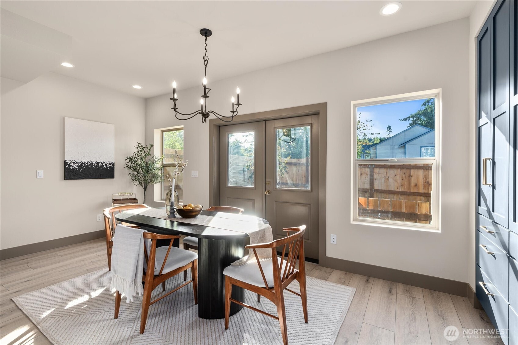 5033 25th Avenue SW #A, Seattle, WA 98106