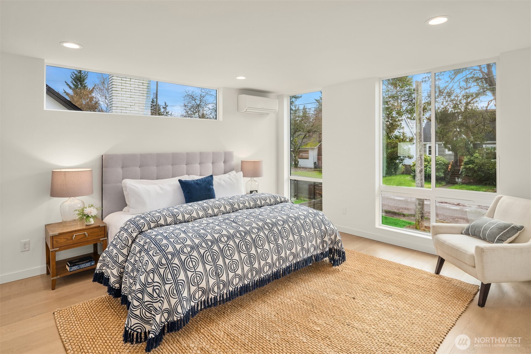 328 NE 91st Street , Seattle, WA 98115