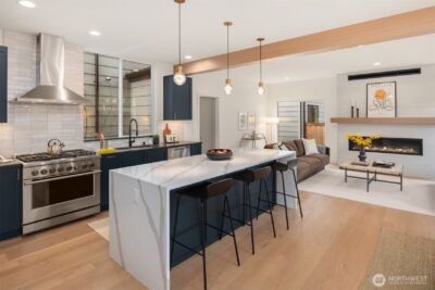 328 NE 91st Street , Seattle, WA 98115 - Photo 2