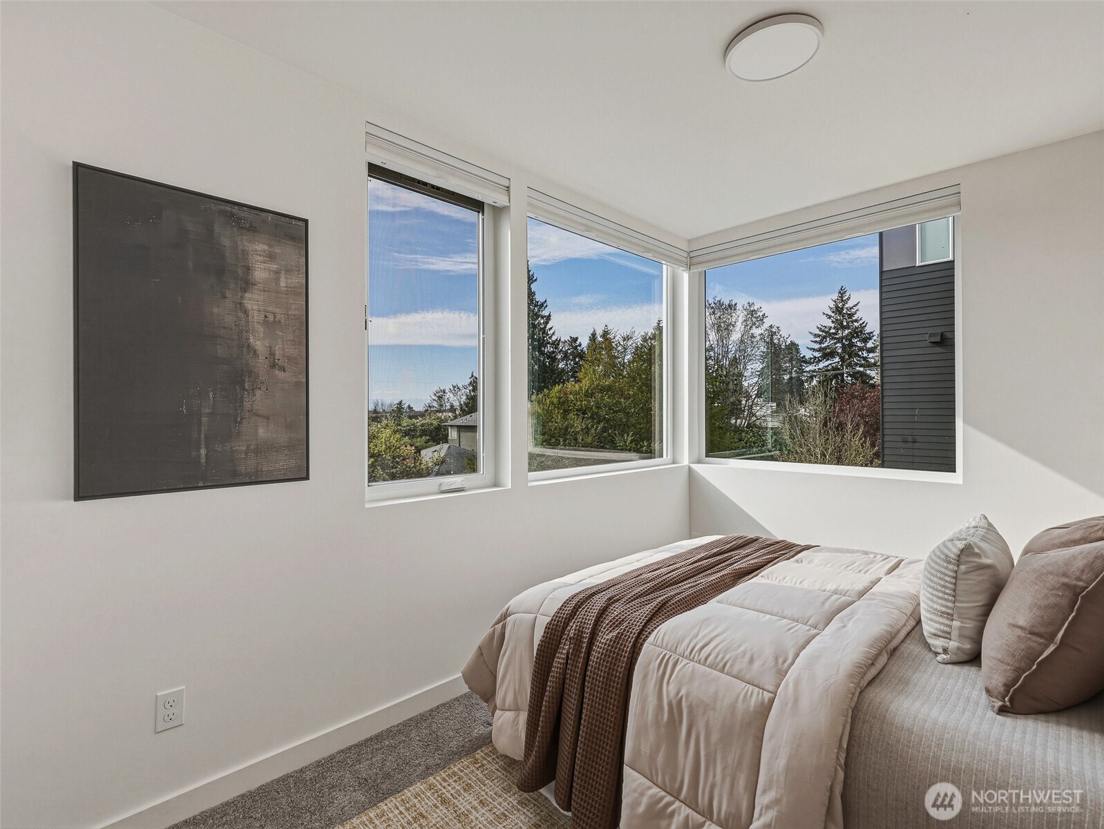 6320 41st Avenue SW #A, Seattle, WA 98136