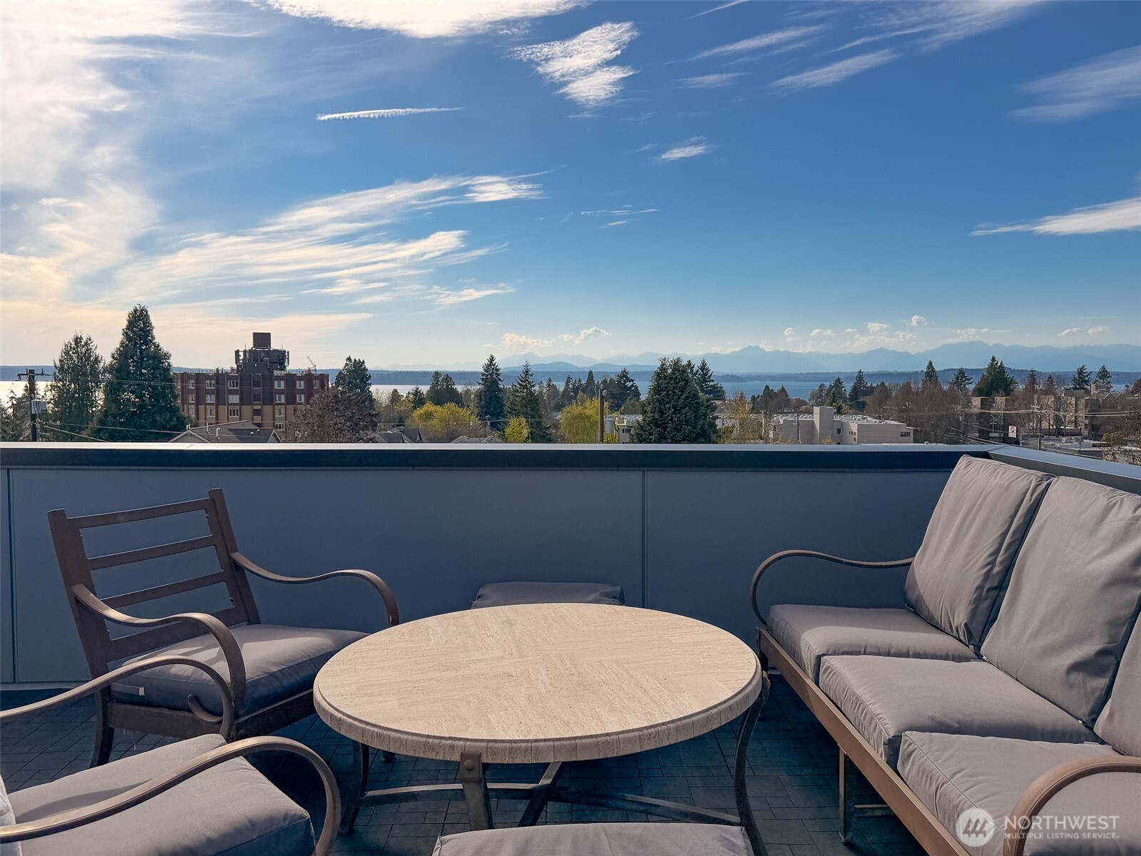 6320 41st Avenue SW #A, Seattle, WA 98136