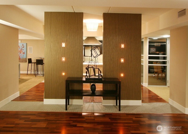 2911 2nd Avenue #324, Seattle, WA 98121