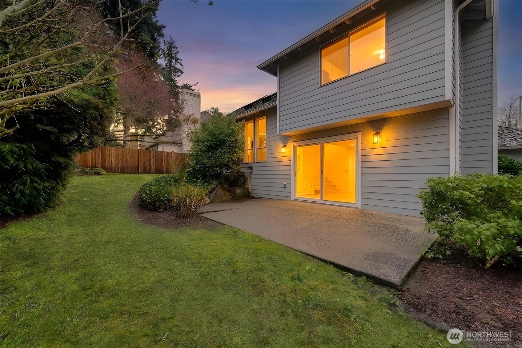 10012 SE 247th Place , Kent, WA 98030
