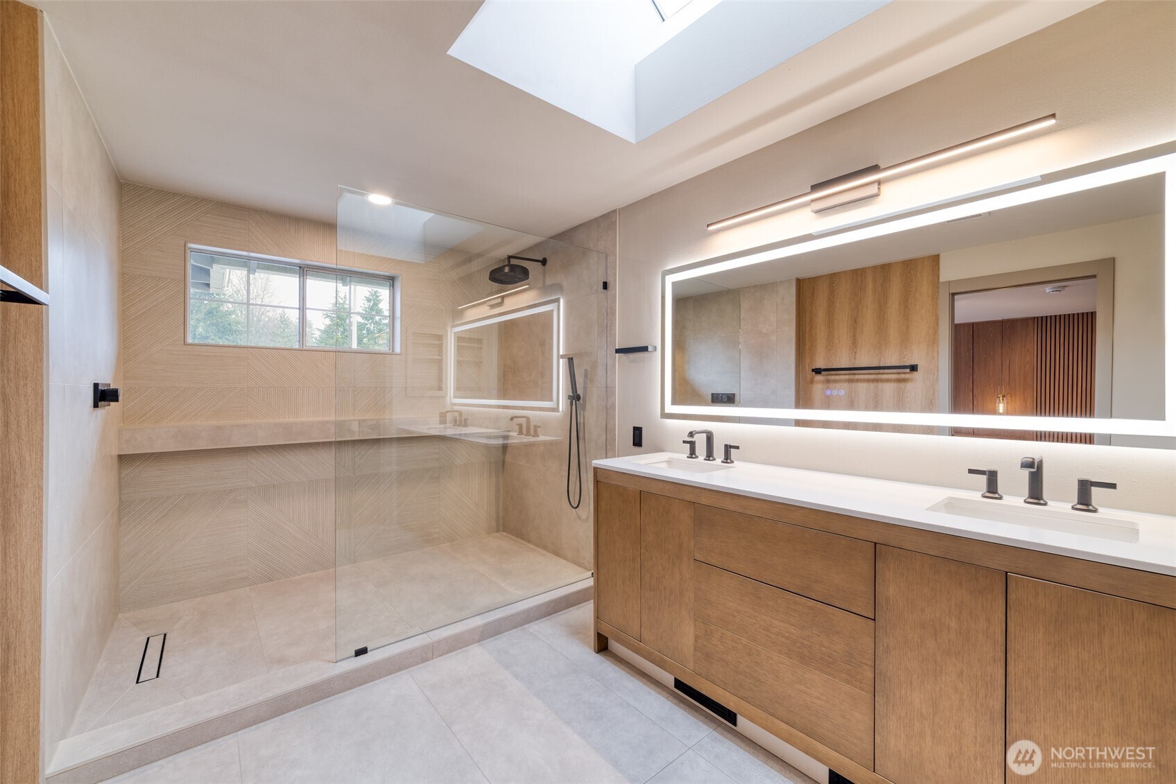 10012 SE 247th Place , Kent, WA 98030