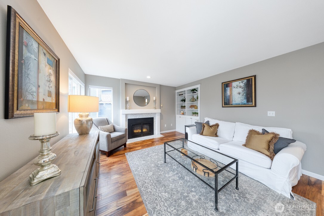 4905 NE 19th Court , Renton, WA 98059