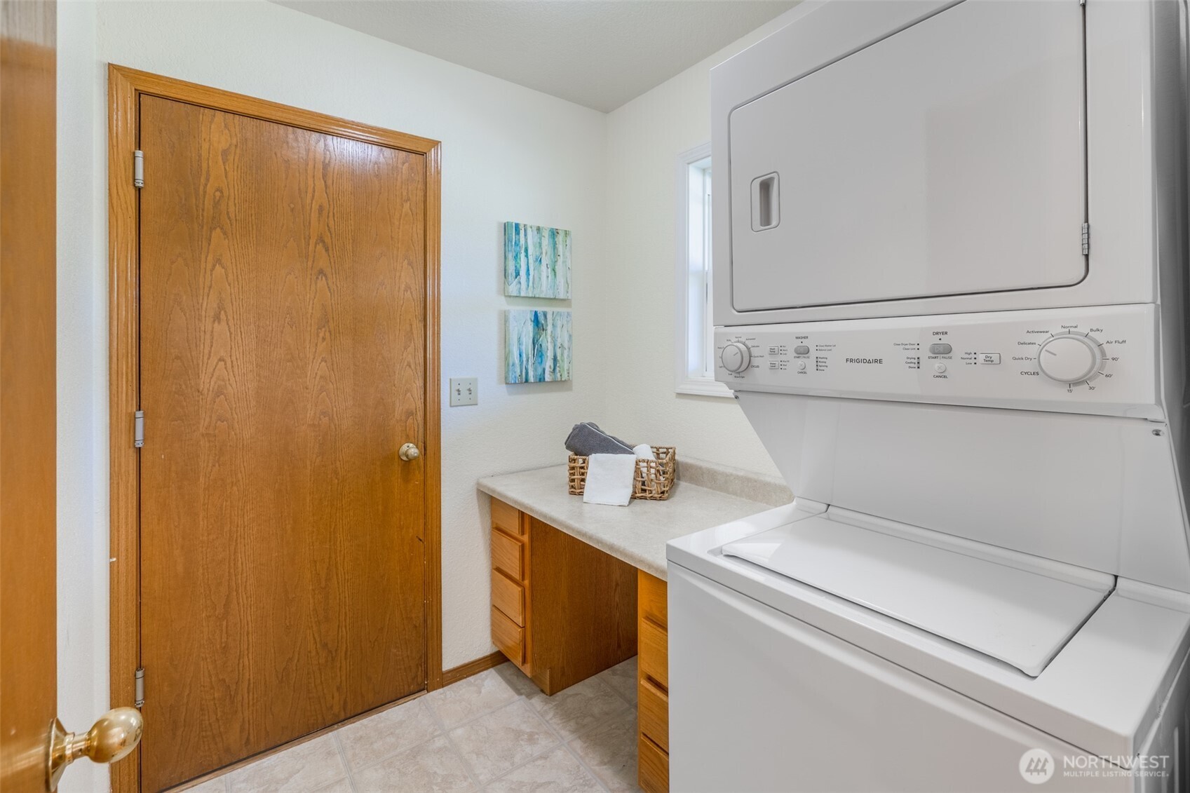 12327 44 Drive SE, Everett, WA 98028-9125