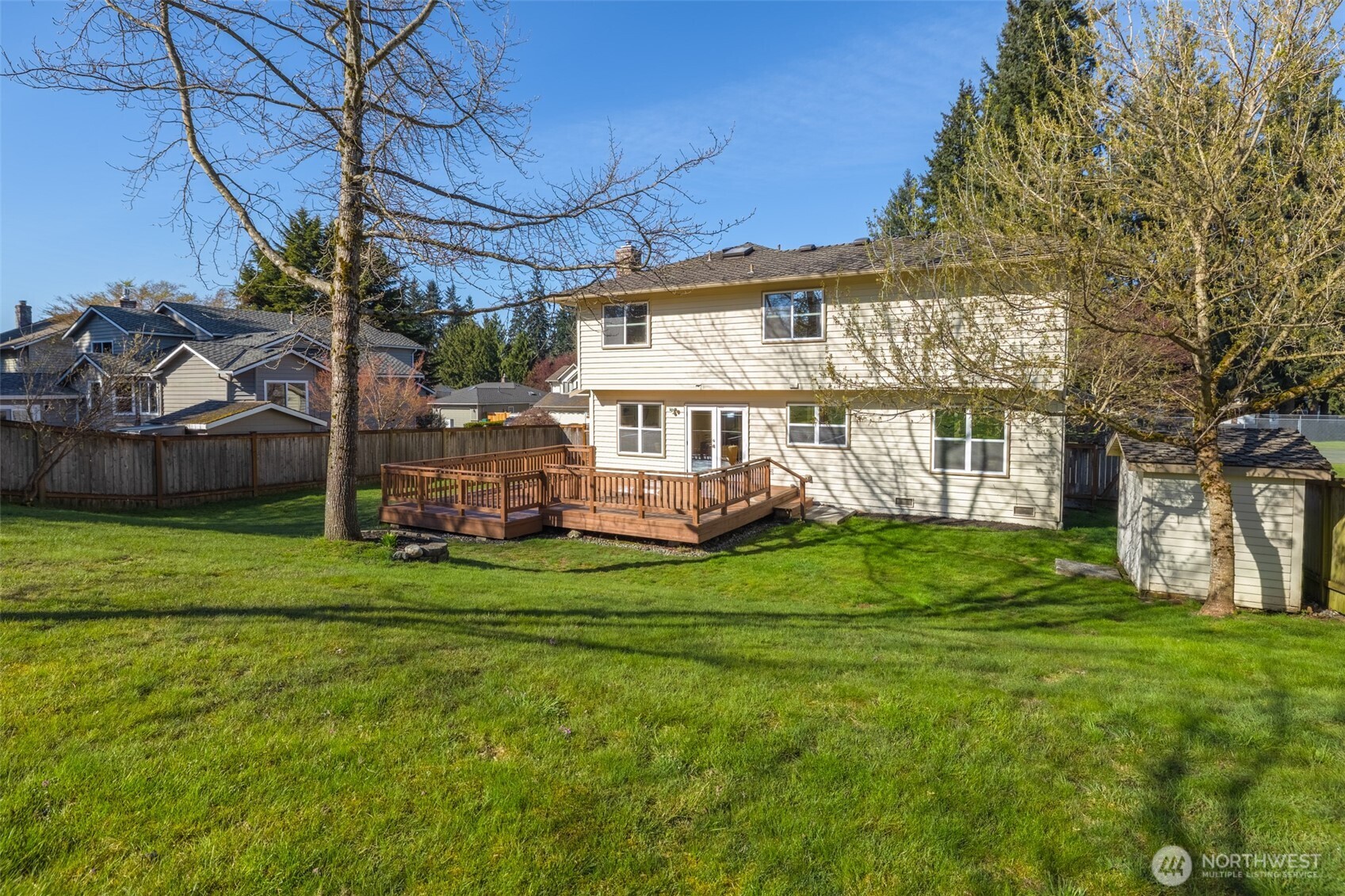 12327 44 Drive SE, Everett, WA 98028-9125