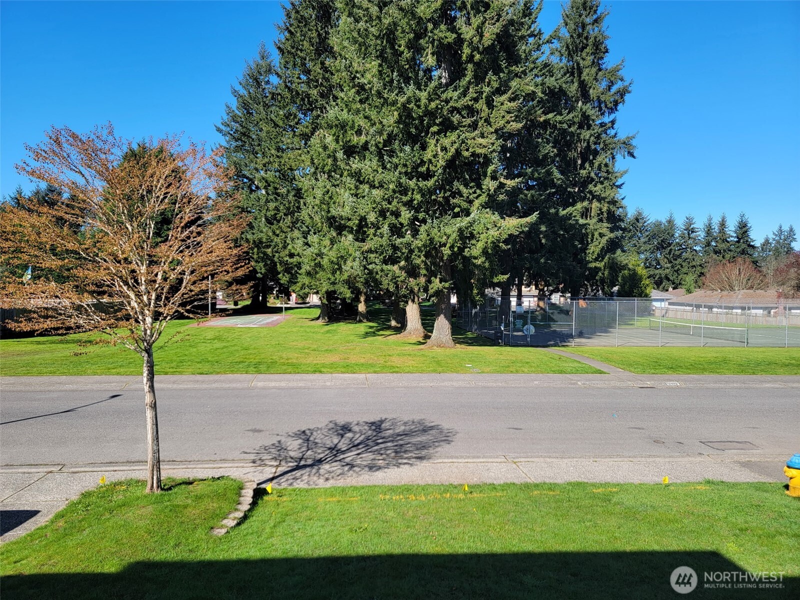 12327 44 Drive SE, Everett, WA 98028-9125