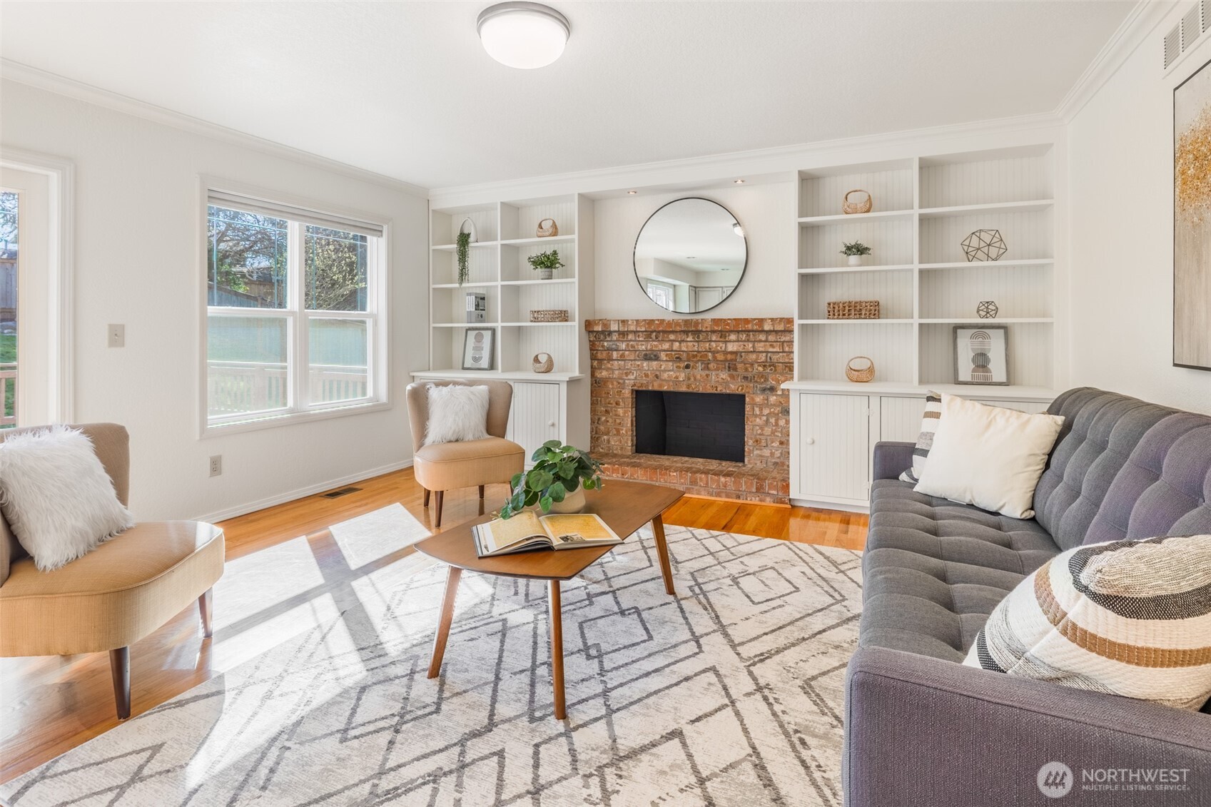 12327 44 Drive SE, Everett, WA 98028-9125