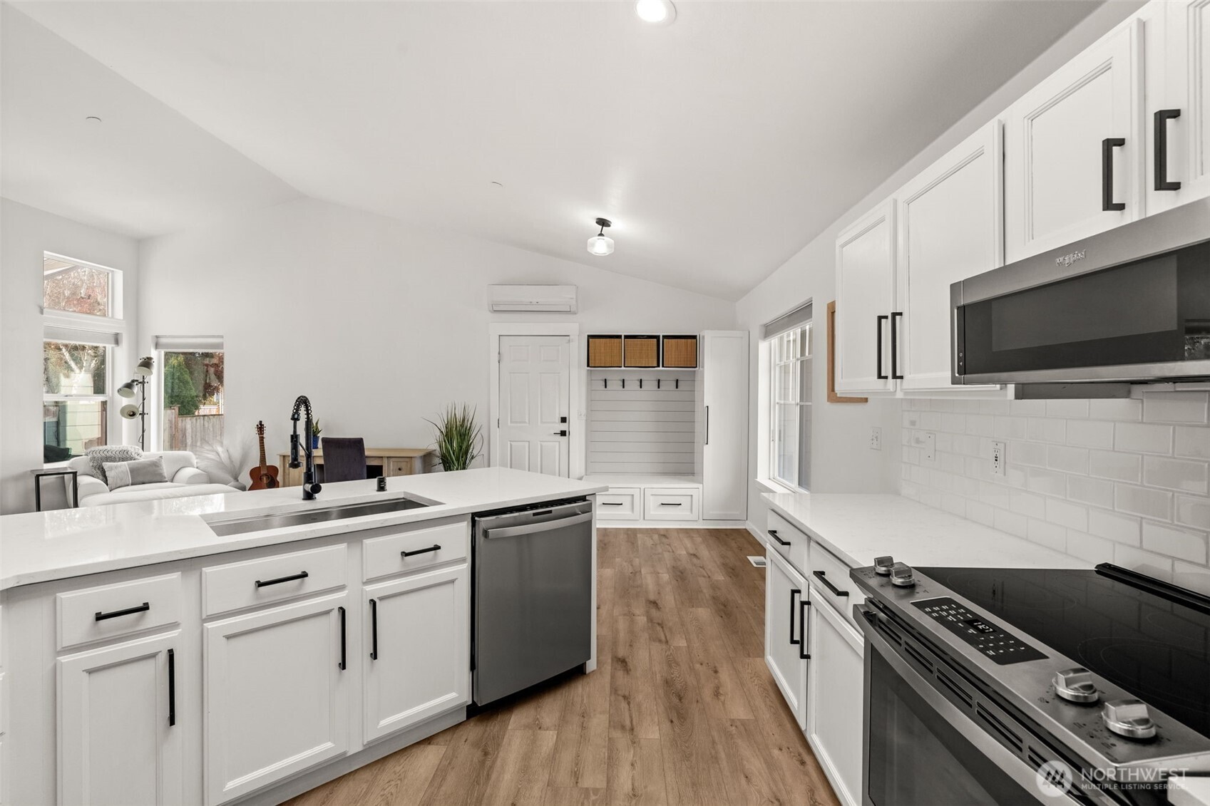 1673 Palisade Boulevard , Dupont, WA 98327-9716