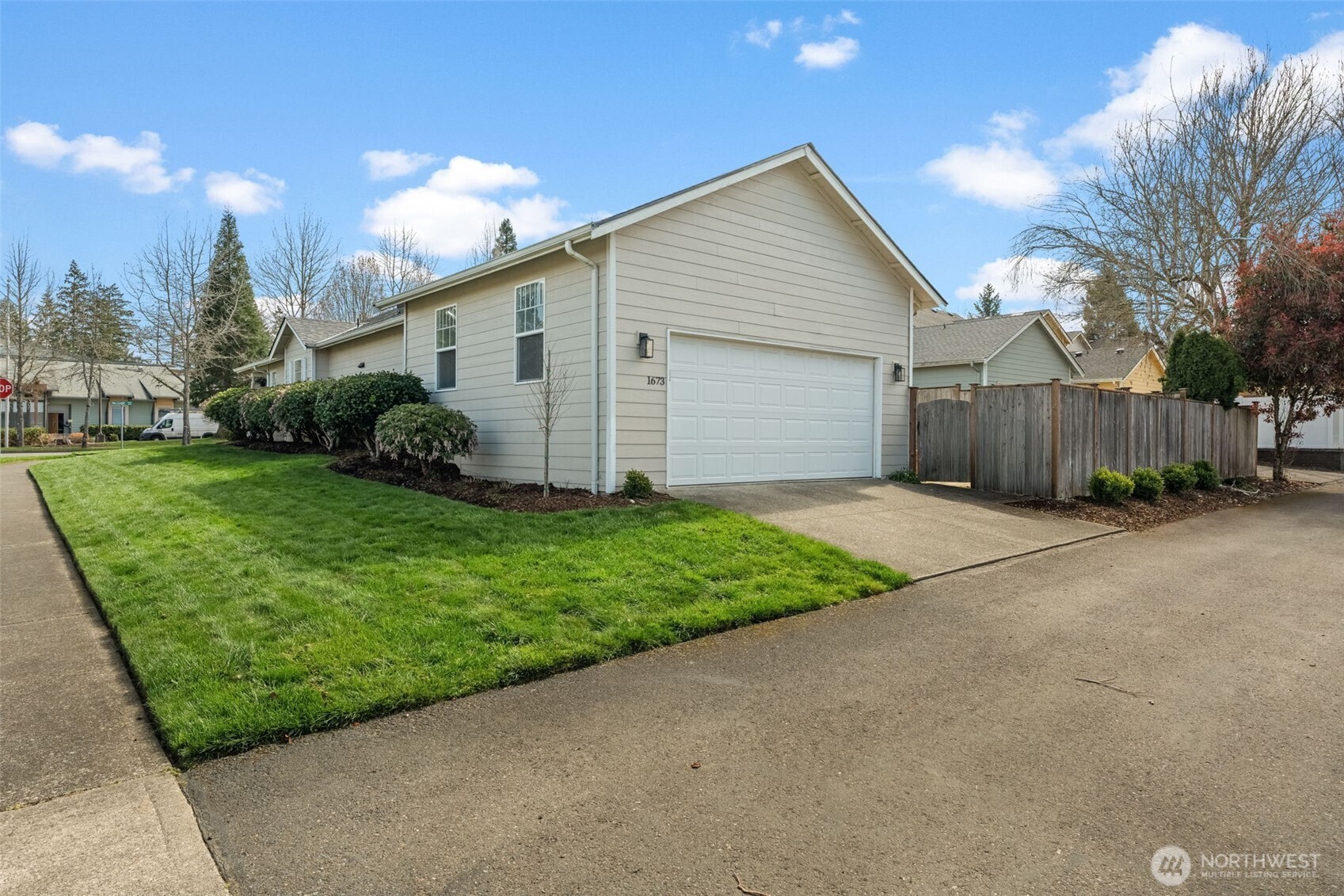 1673 Palisade Boulevard , Dupont, WA 98327-9716