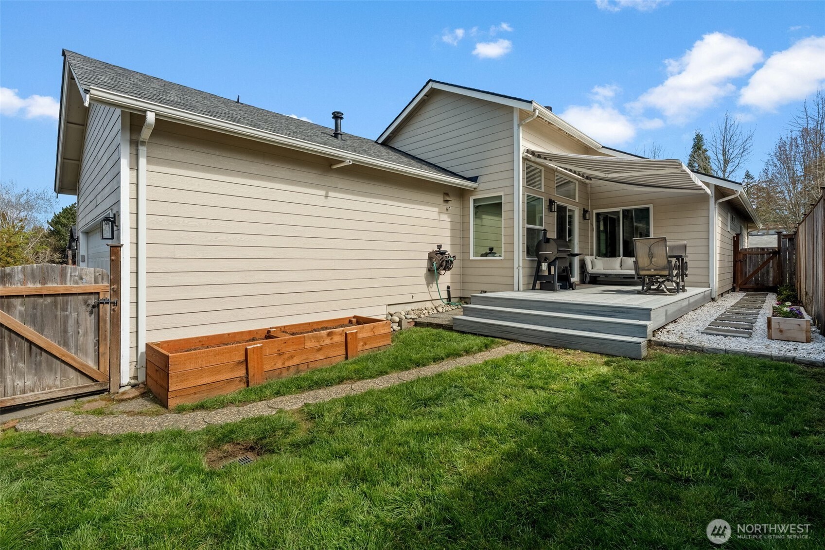 1673 Palisade Boulevard , Dupont, WA 98327-9716