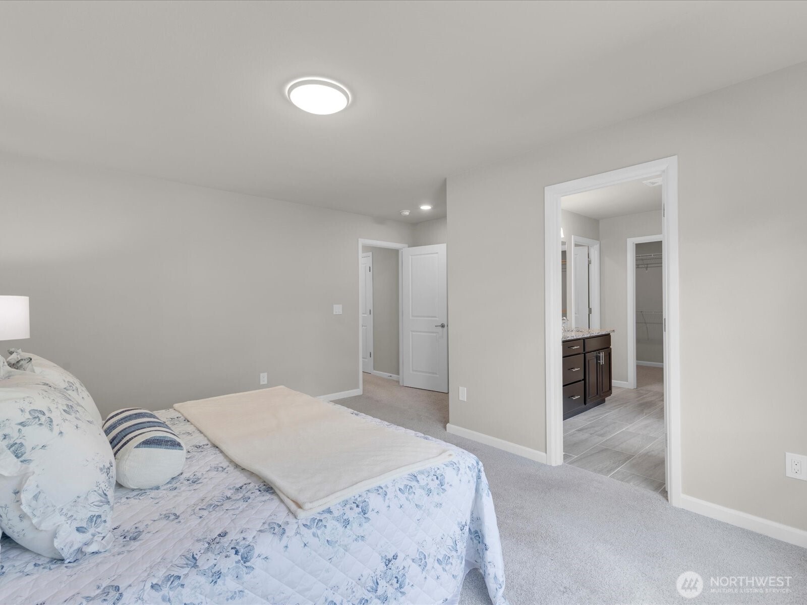 21207 41st Avenue SE, Bothell, WA 98021-7594