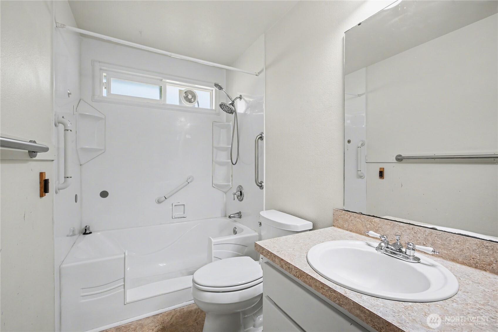 7532 14th Avenue NE, Olympia, WA 98516