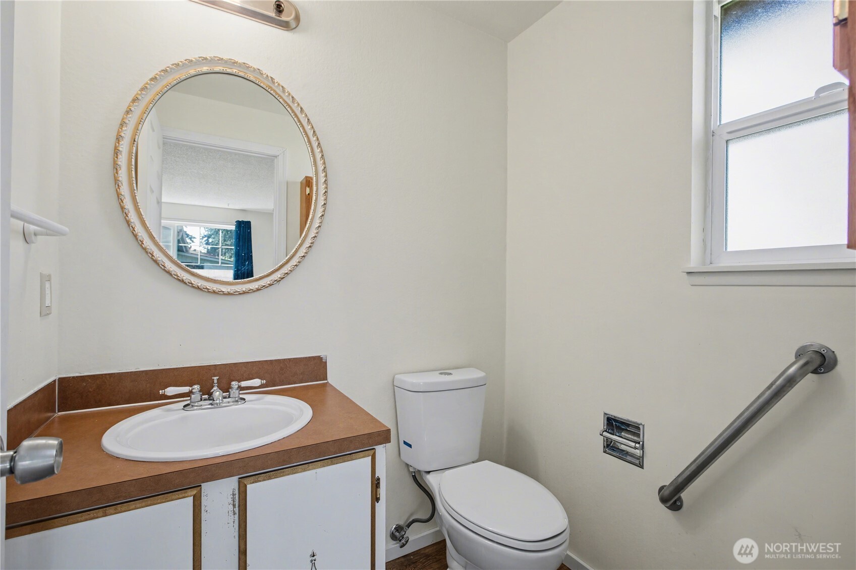 7532 14th Avenue NE, Olympia, WA 98516