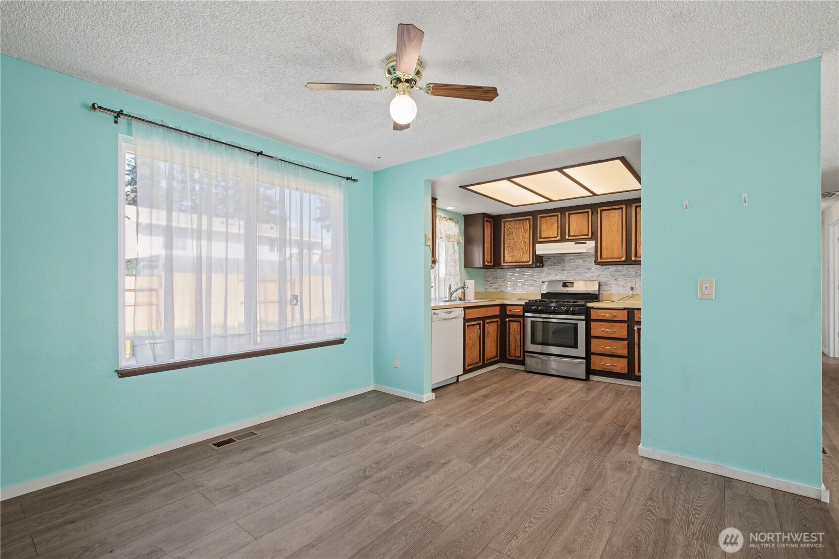 7532 14th Avenue NE, Olympia, WA 98516