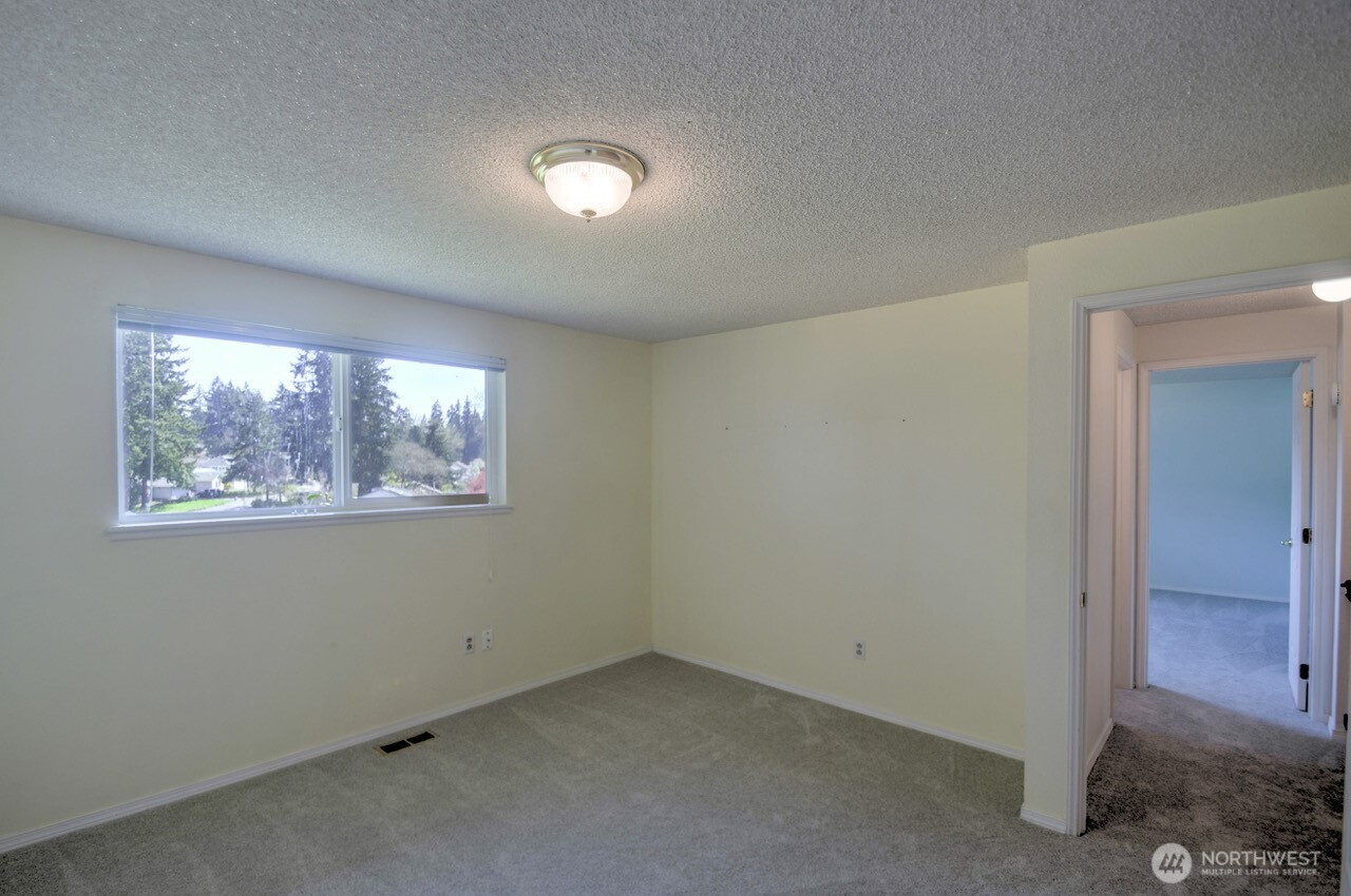 1806 Alanna Drive SE, Lacey, WA 98503