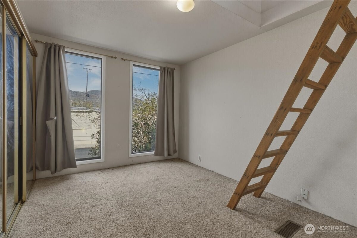 503 Federal , Grand Coulee, WA 99133