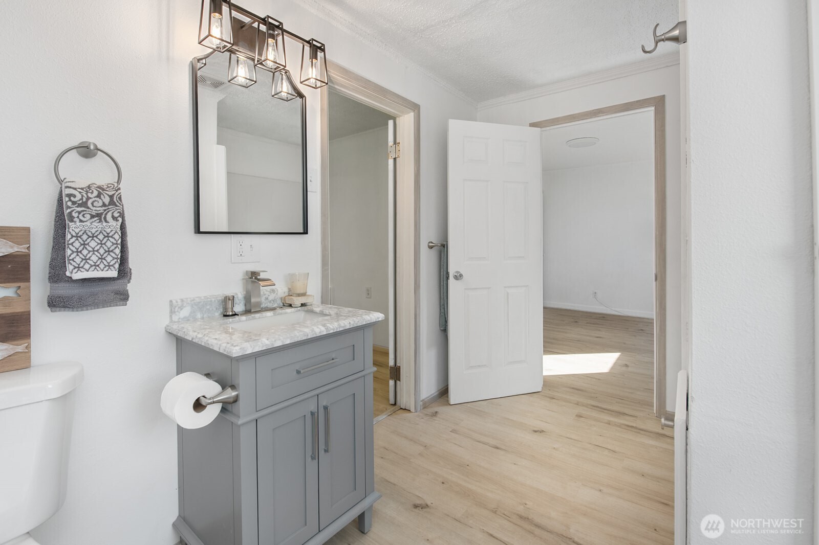 2525 E Wishkah Boulevard , Aberdeen, WA 98520