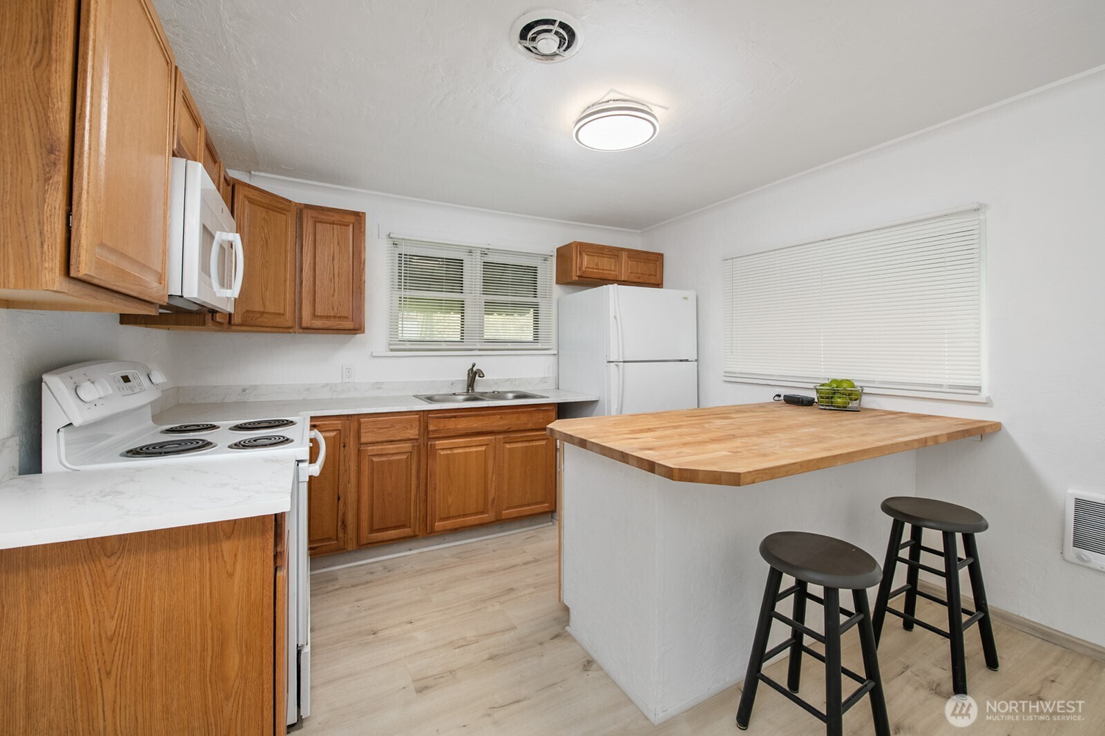 2525 E Wishkah Boulevard , Aberdeen, WA 98520