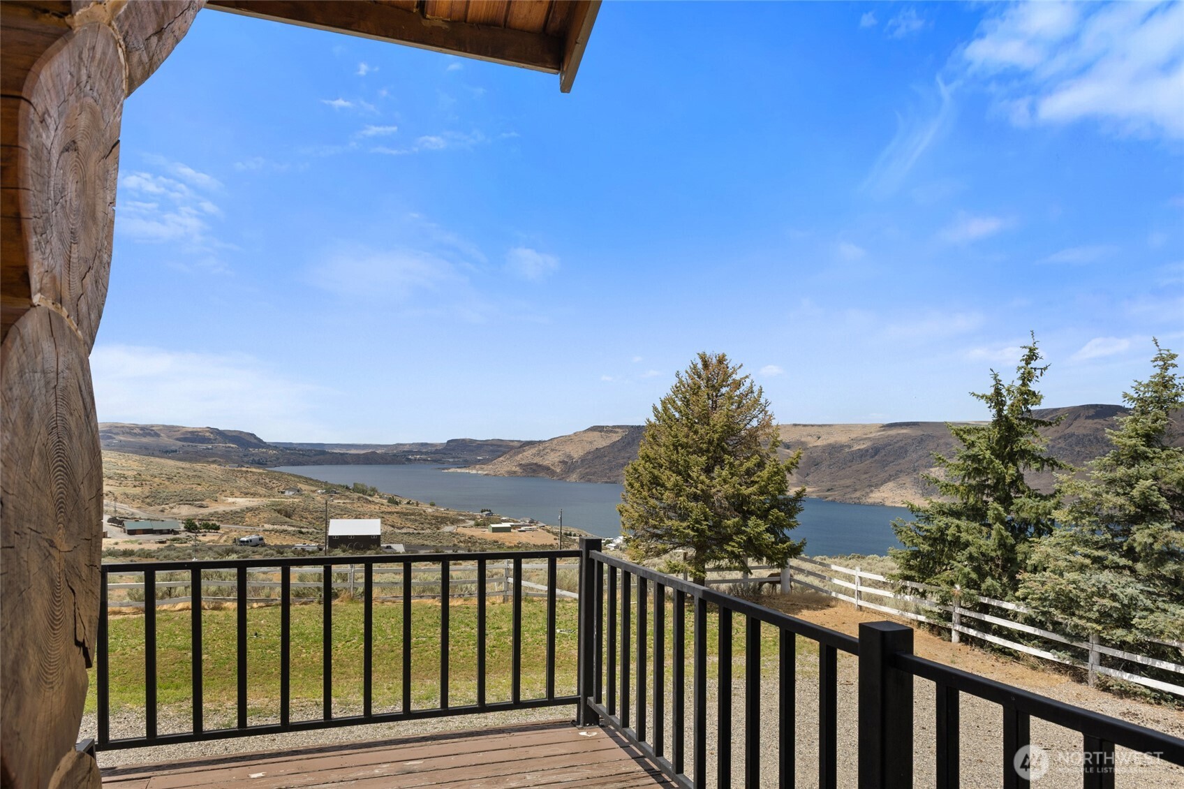 46575 Meadowlark Lane , Grand Coulee, WA 99133