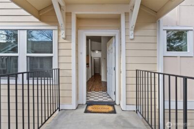 8023 Custer Road SW #B6, Lakewood, WA 98499-2638