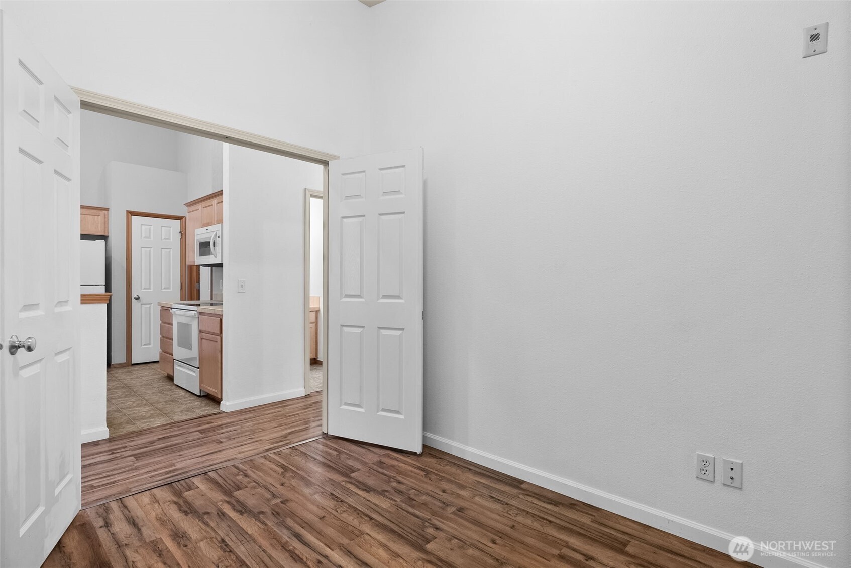 8023 Custer Road SW #B6, Lakewood, WA 98499-2638