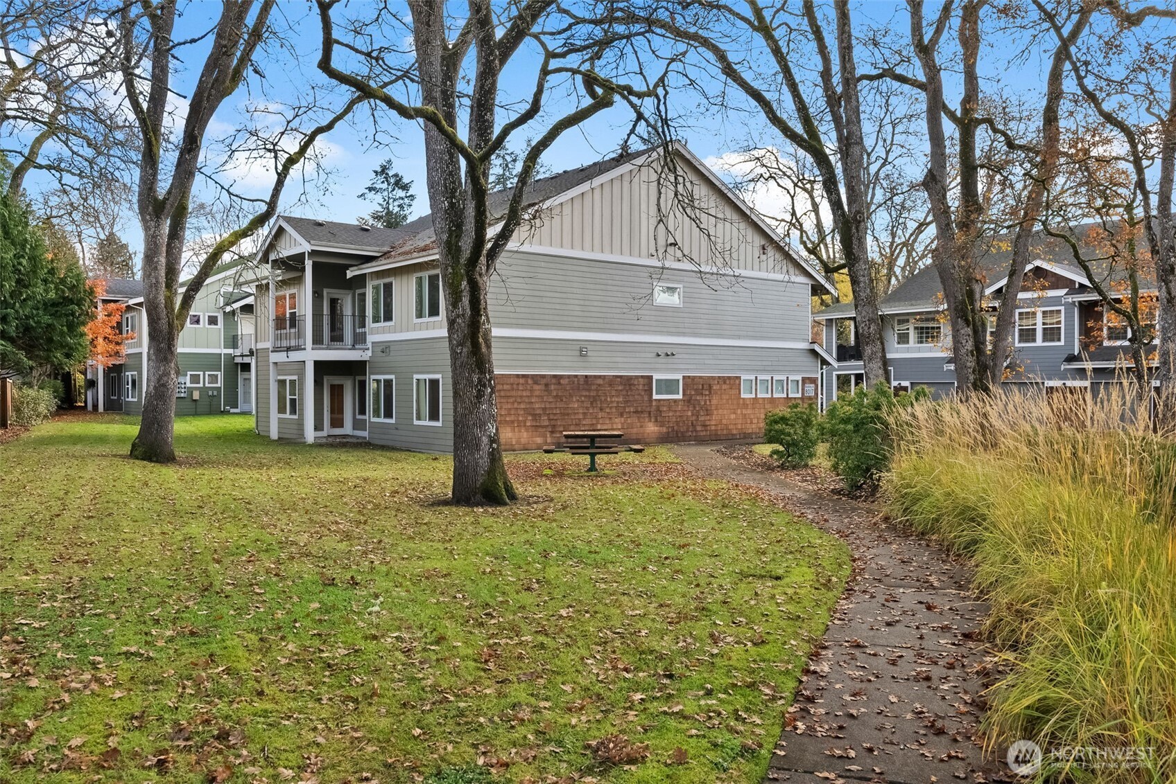 8023 Custer Road SW #B6, Lakewood, WA 98499-2638