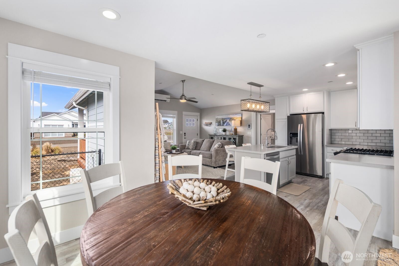 987 Alida Court SE, Ocean Shores, WA 98569