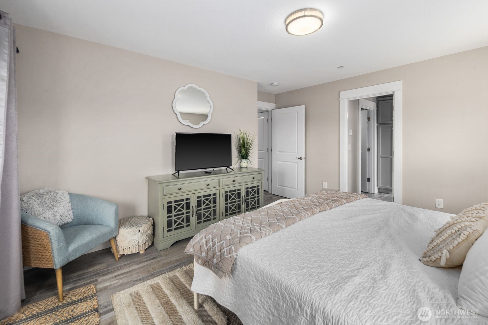 987 Alida Court SE, Ocean Shores, WA 98569