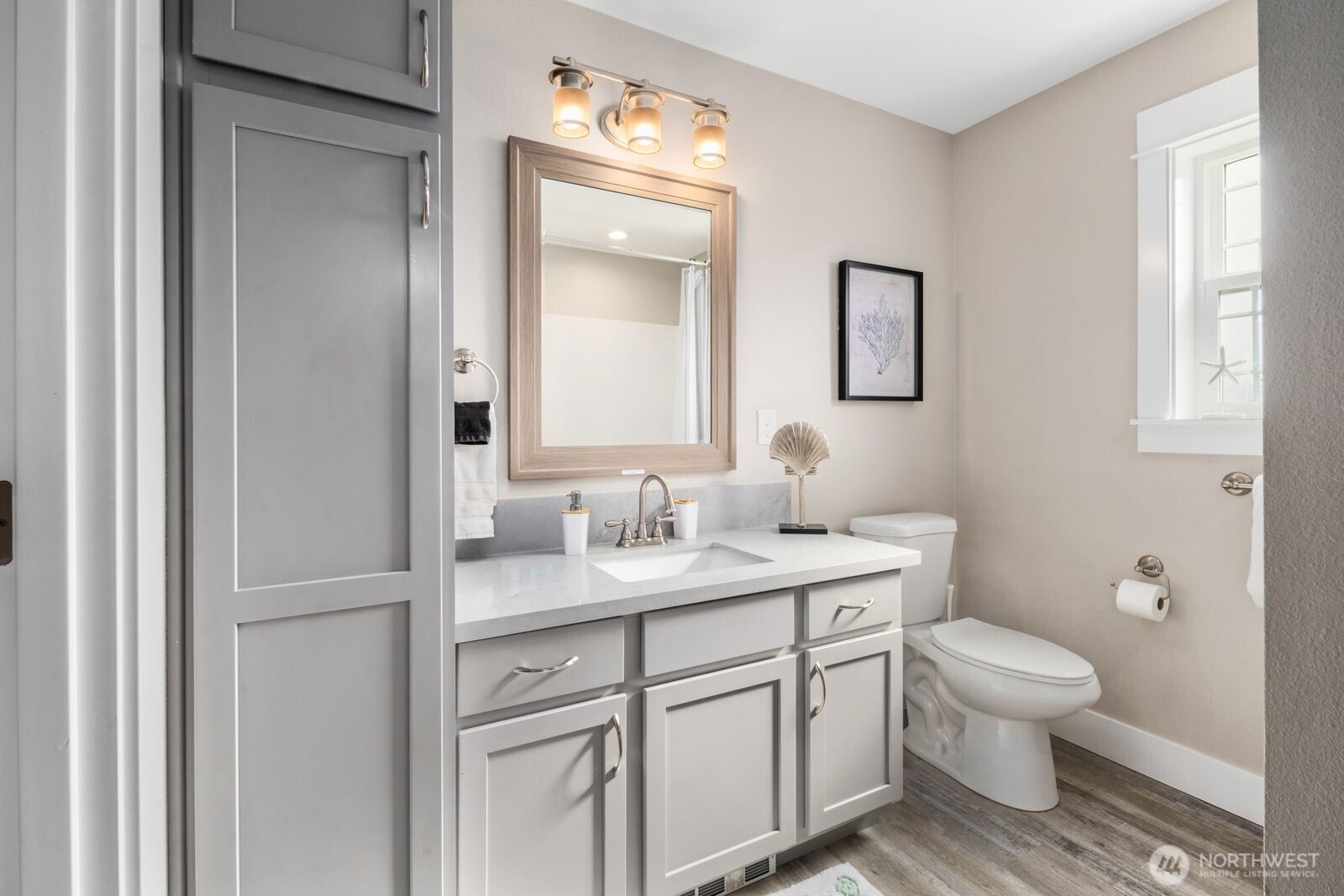 987 Alida Court SE, Ocean Shores, WA 98569