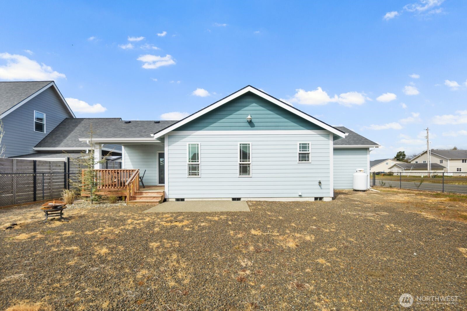 987 Alida Court SE, Ocean Shores, WA 98569