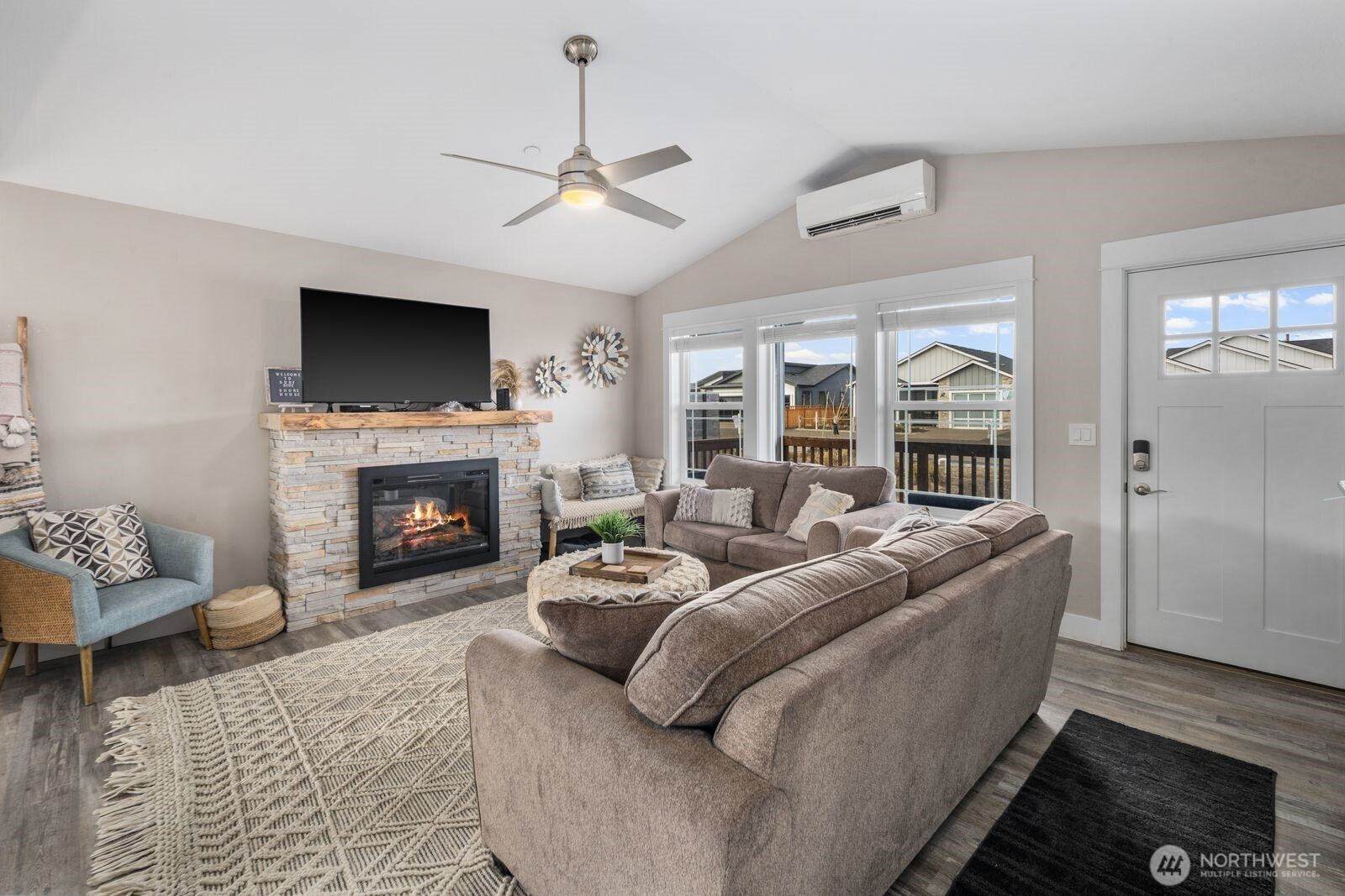 987 Alida Court SE, Ocean Shores, WA 98569