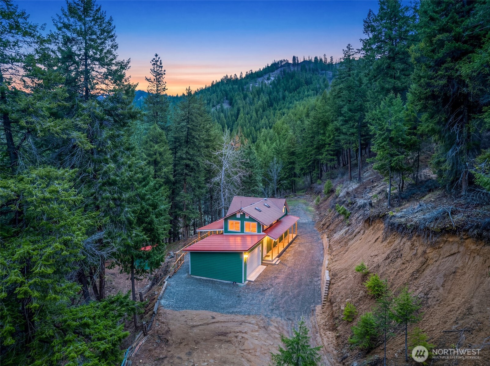 695 Sand Creek Road , Cashmere, WA 98815