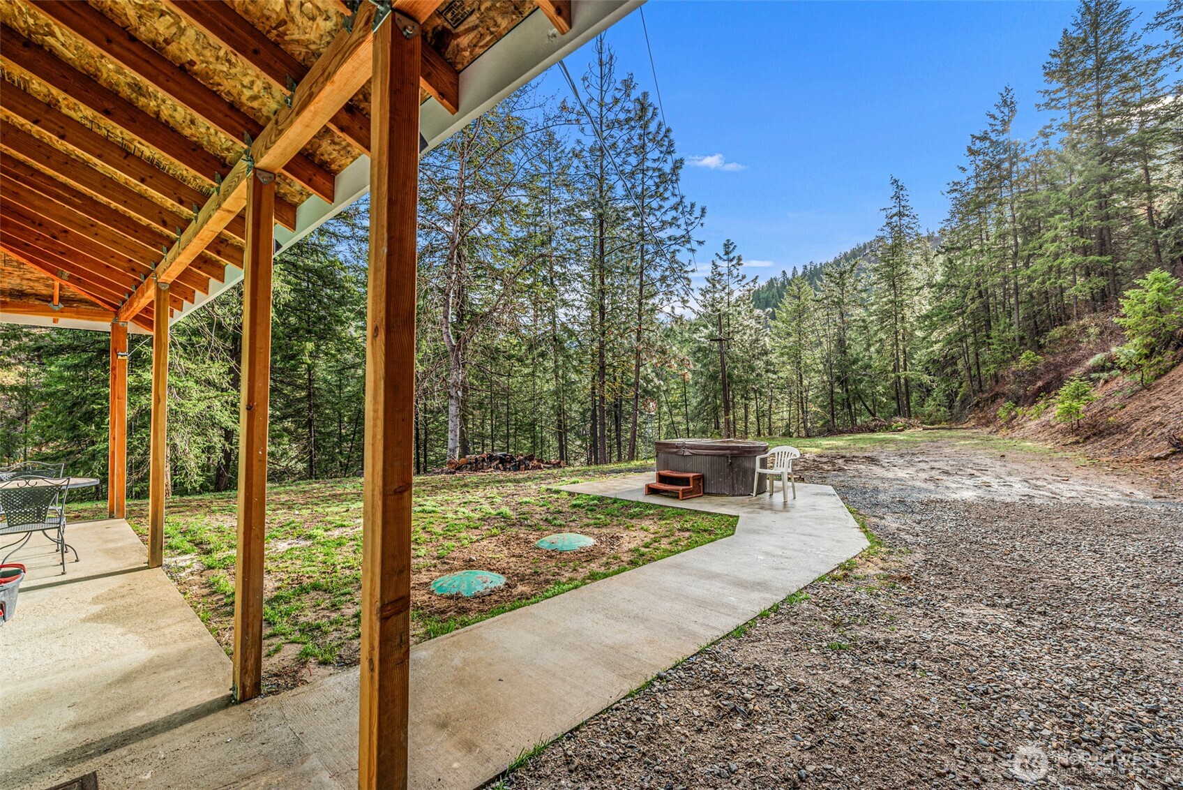 695 Sand Creek Road , Cashmere, WA 98815